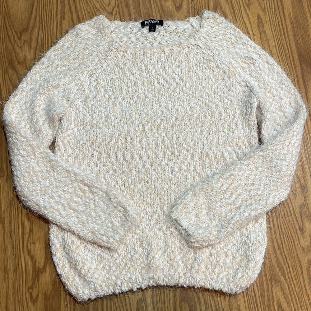 BUFFALO David Bitten Eyelash Sweater Women’s Large Luxurious Softness NWOT